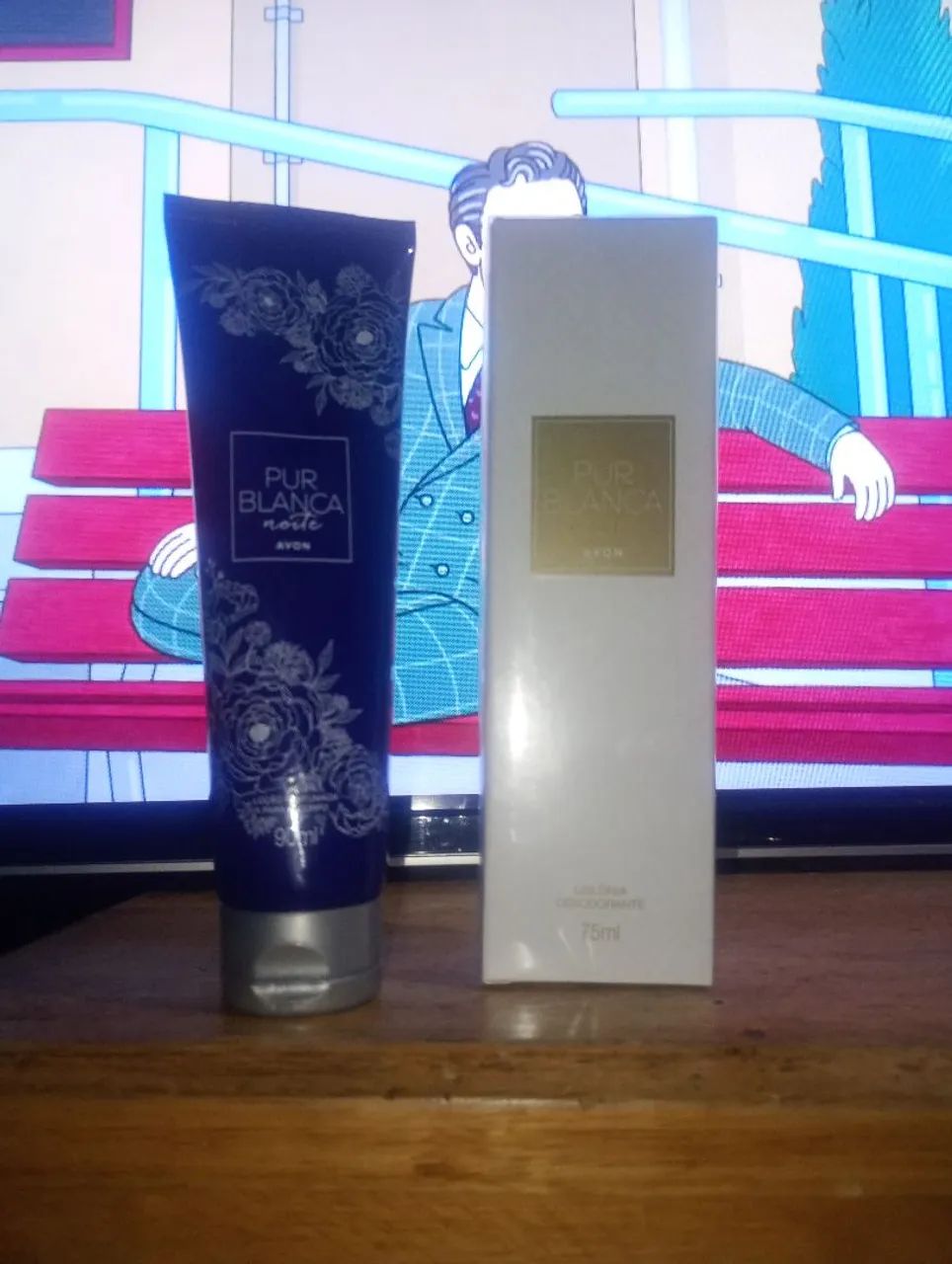 Kit Avon Pur Blanca - Loção Perfumada para corpo + Desodorante Colônia - Foto 3