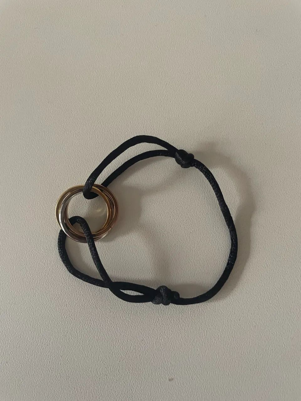 Pulseira estilo Cartier 3 alianças