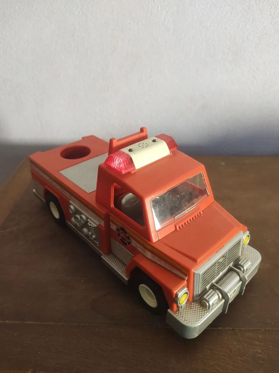 Caminhão de Bombeiro de Brinquedo Antigo - Foto 2