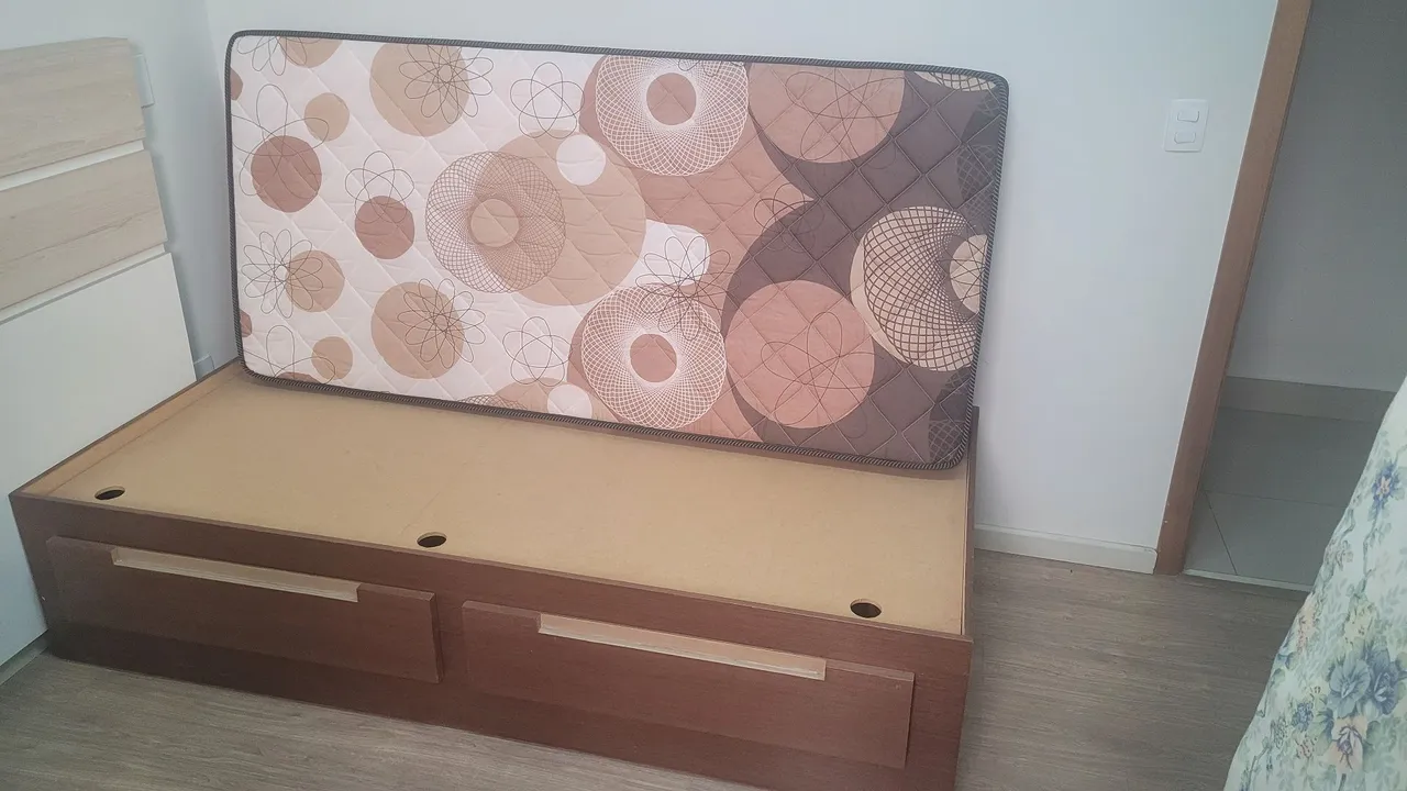 Colchão D33 novo.