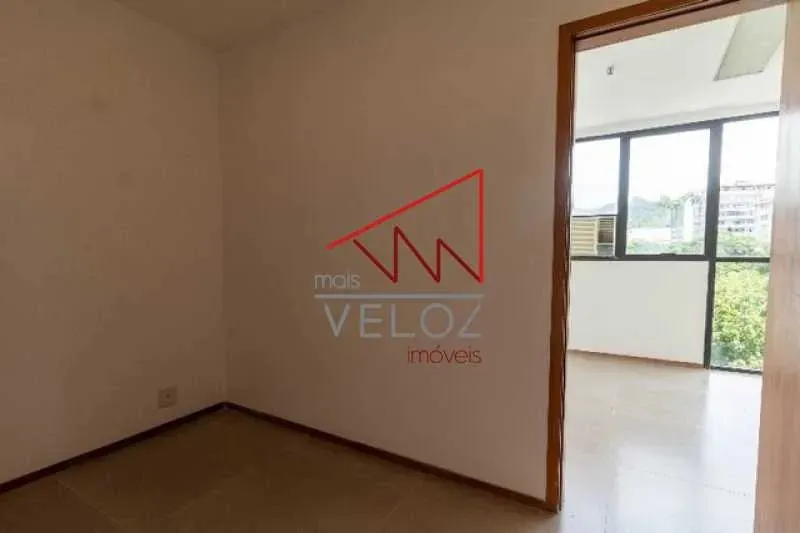 Sala-À VENDA-Catete-Rio de Janeiro-RJ
