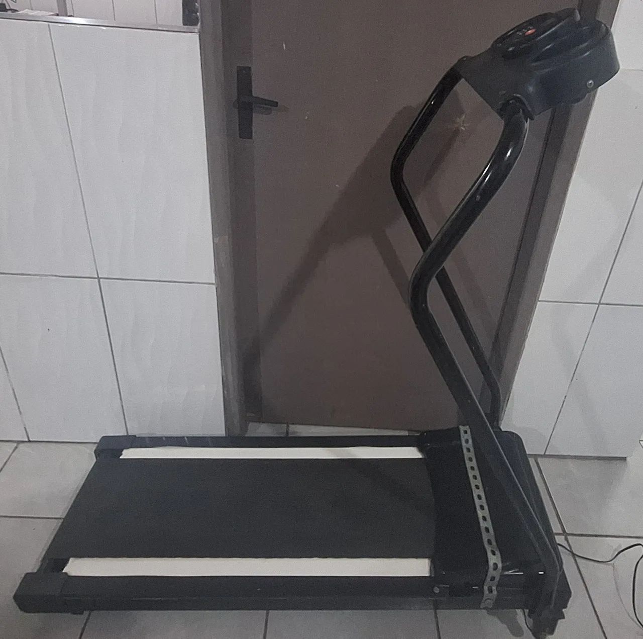 Esteira Elétrica 220V  - Foto 3