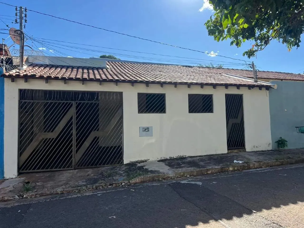 Casa para aluguel, 2 quartos, 1 suíte, 1 vaga, Aero Rancho - Campo Grande/MS