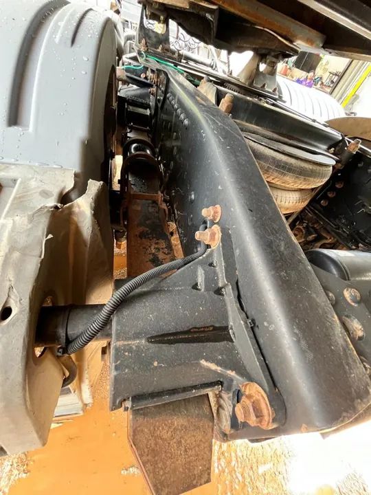 MB Axor 2544 6x2 - 2013 KM ORIGINAL - Foto 14