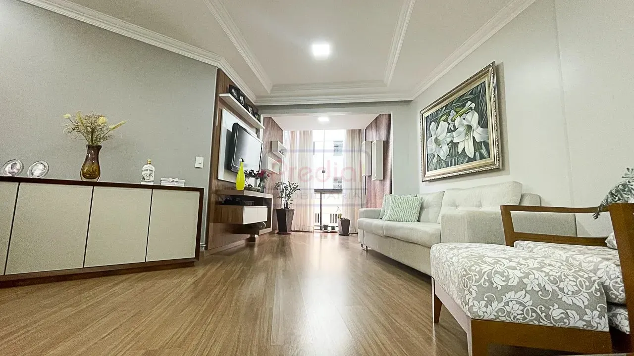 Apartamento à venda, 3 quartos, 1 suíte, 2 vagas, Centro - Viçosa/MG