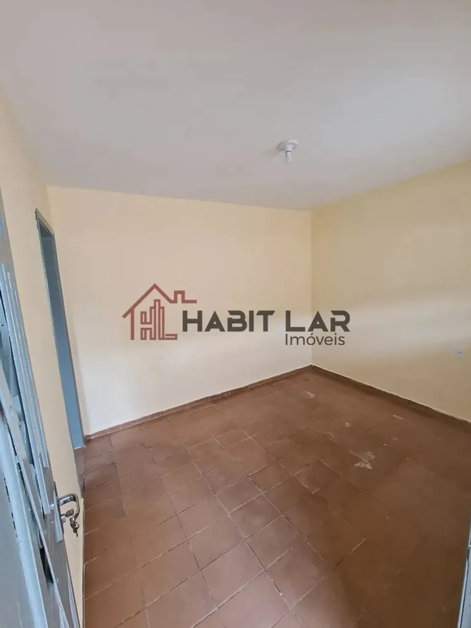 Térrea para aluguel tem 70 metros quadrados com 2 quartos em Vila Nogueira - Diadema - SP