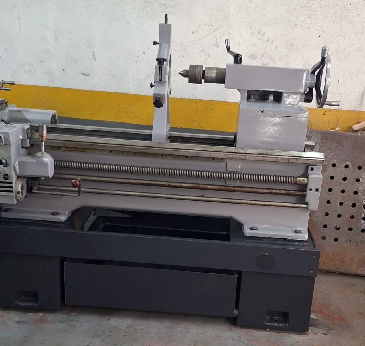 Torno Mecânico 650x2000 - Foto 3
