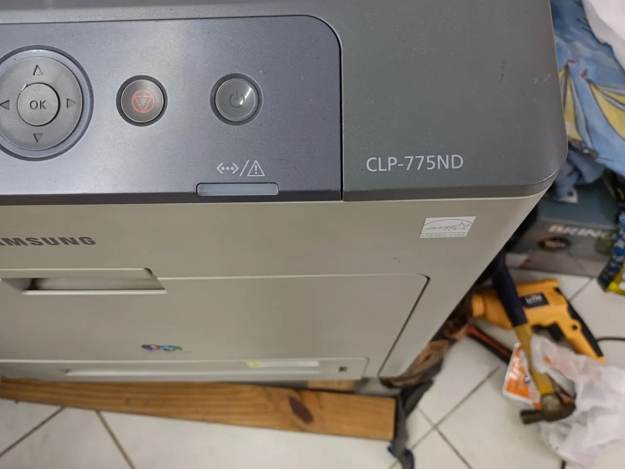 Impressora laser Samsung CLP -775ND - Foto 2