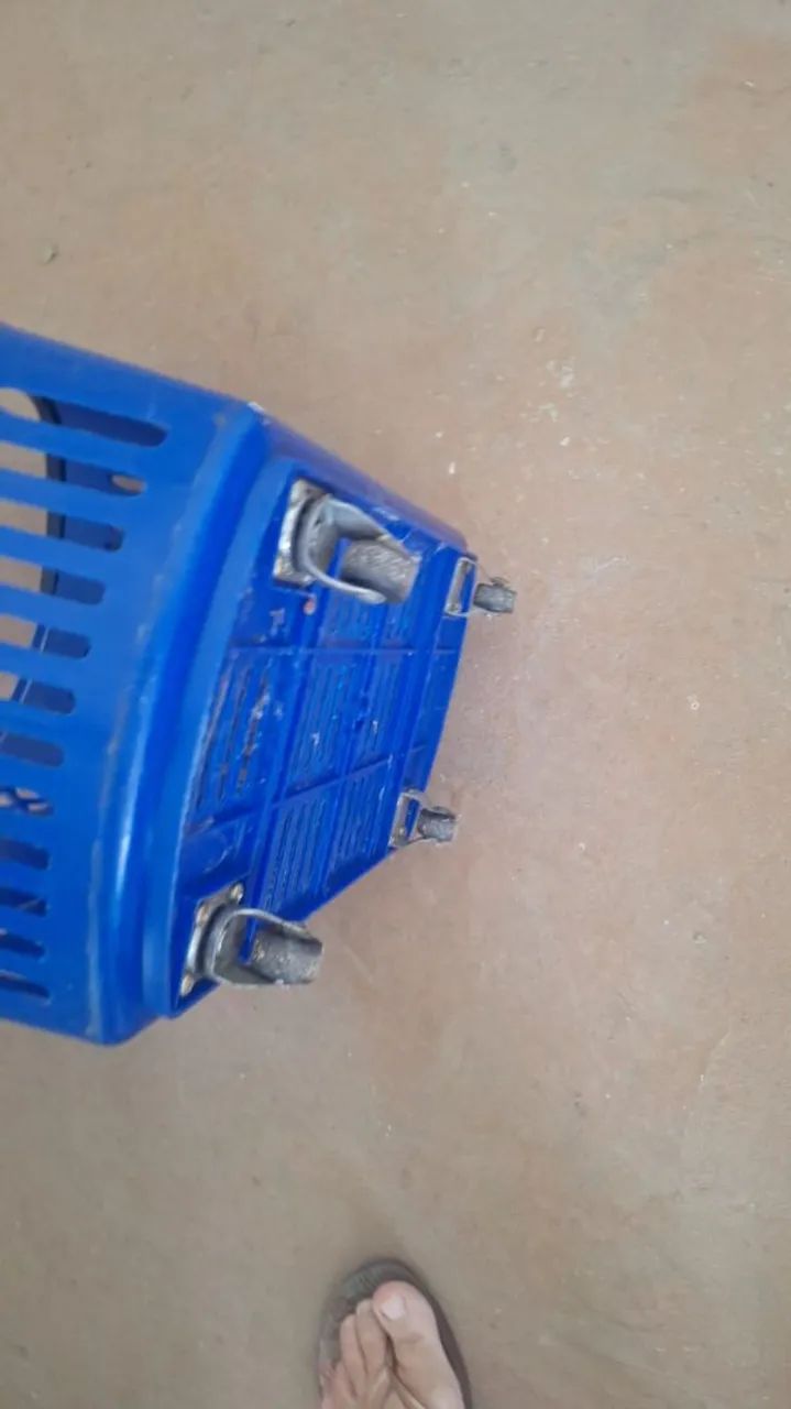 Cestos  com rodas para lojas unidade - Foto 2