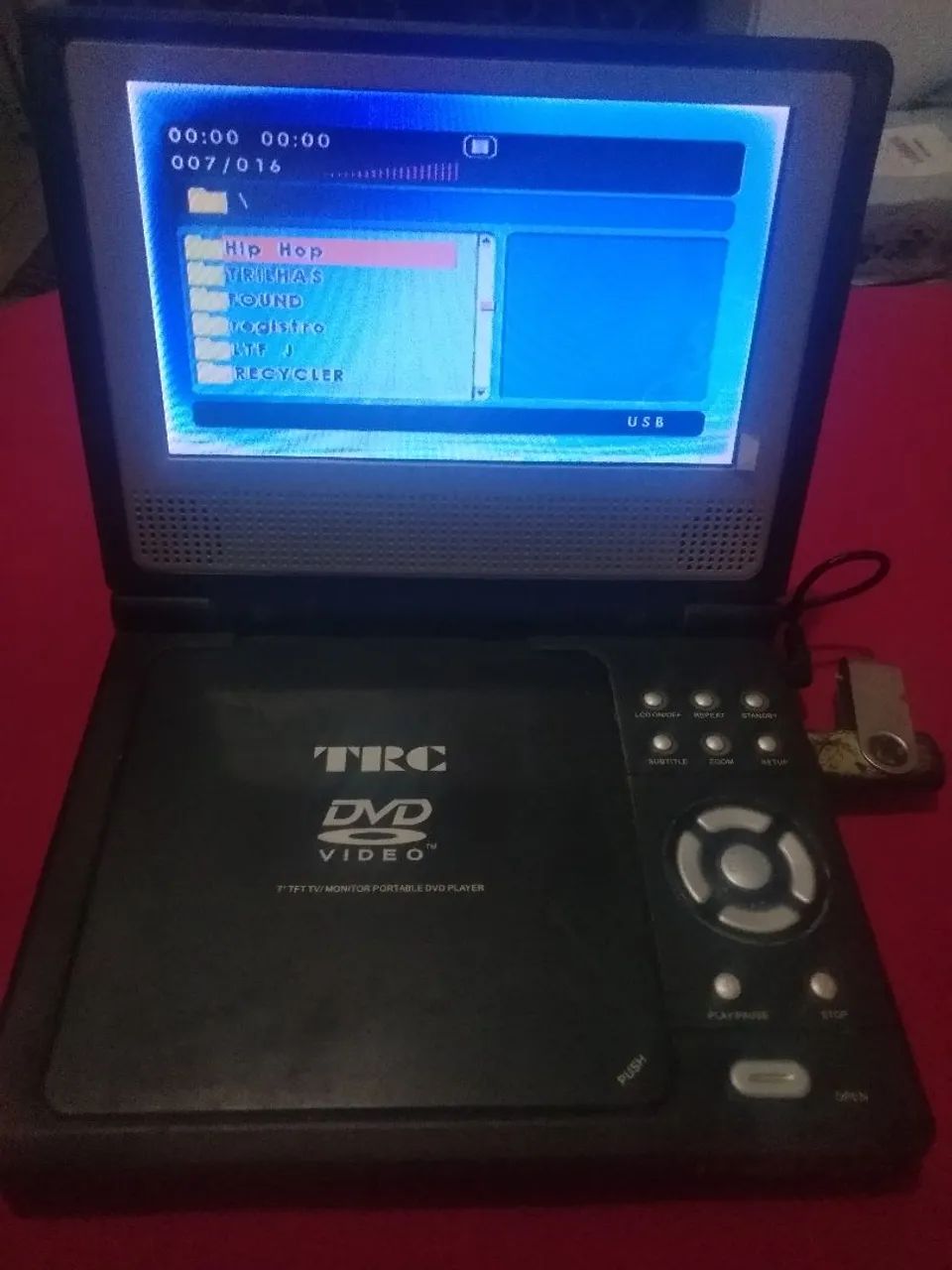 DVD portátil sete polegadas com tv analógica. - Foto 2