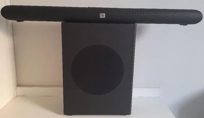 Home Theater Soundbar  JBL SB150 com controle remoto