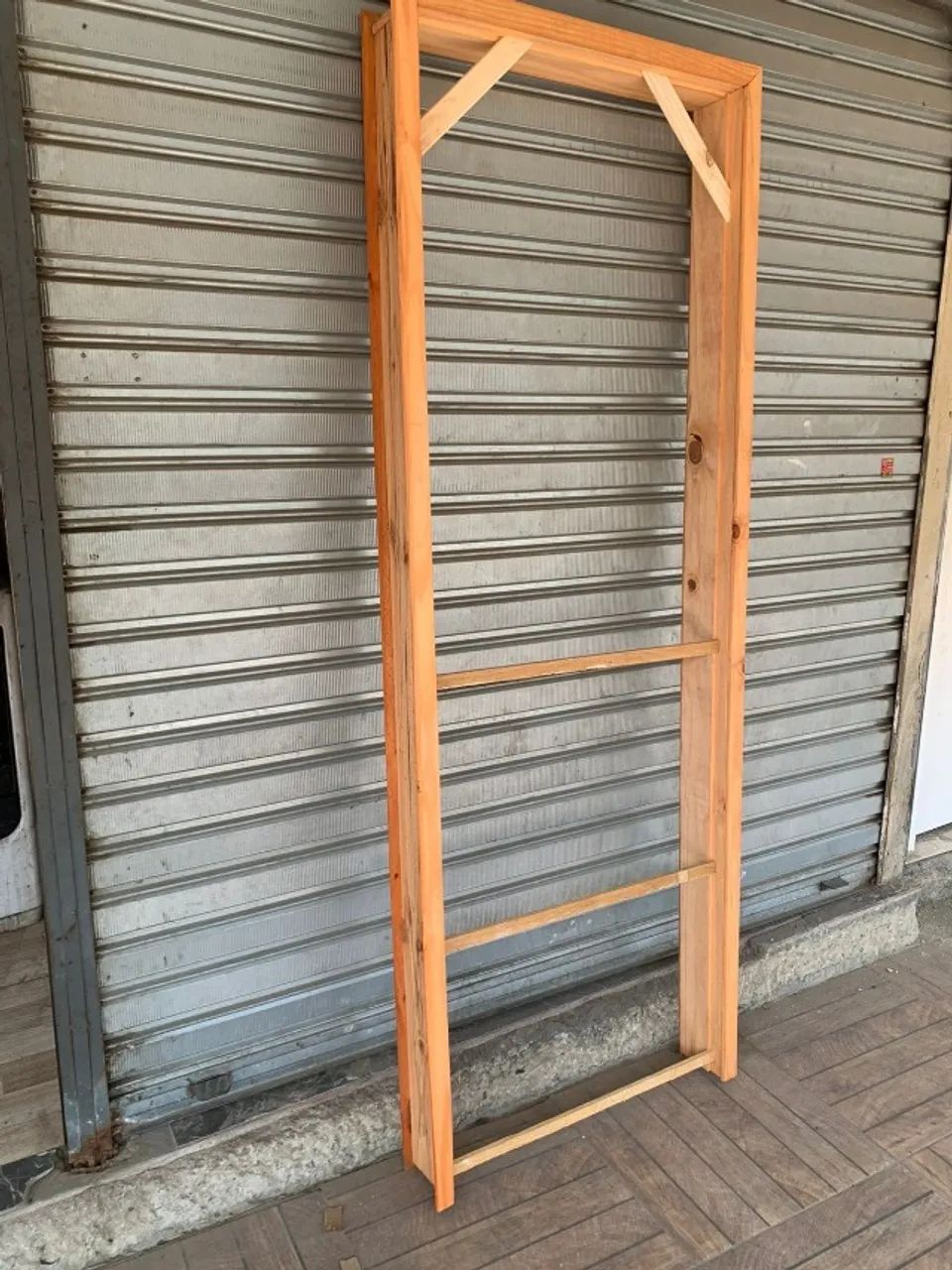 caixonete de madeira 