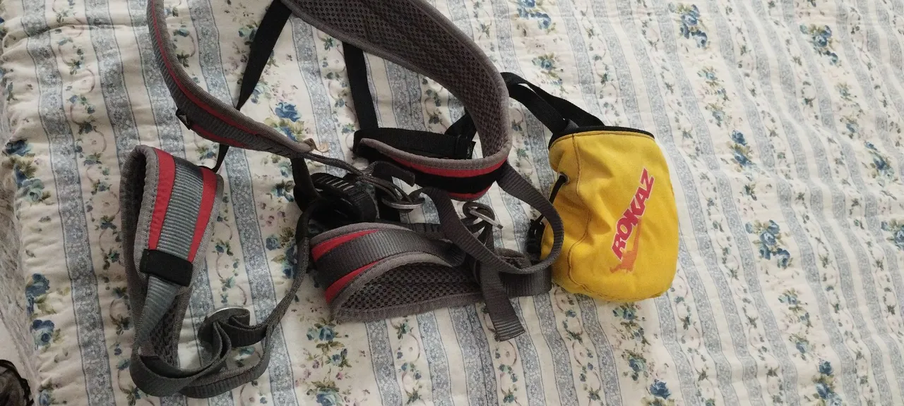 Cinto de Escalada + Bag de Magnésio Rokaz
