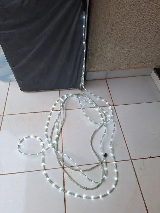 Mangueira de Lampada de led branca  - Foto 3