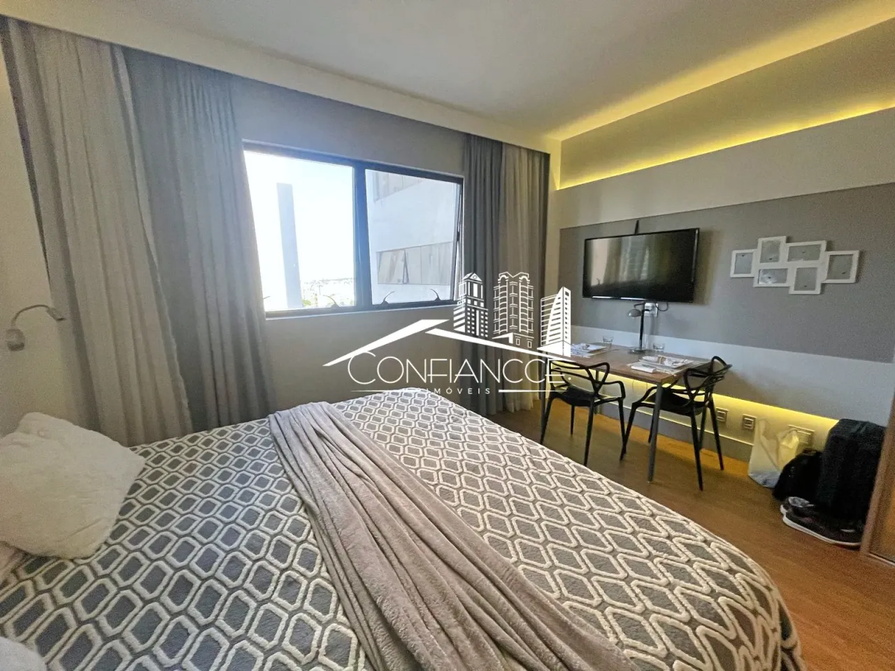 Studio Mobiliado à venda no Stay Batel, Curitiba/PR - Confiancce Imóveis