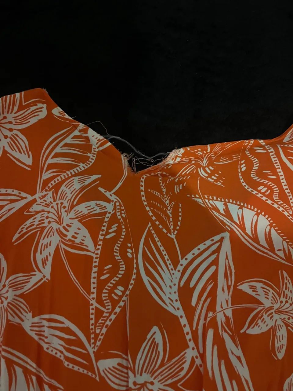 Macacão floral laranja - Foto 3