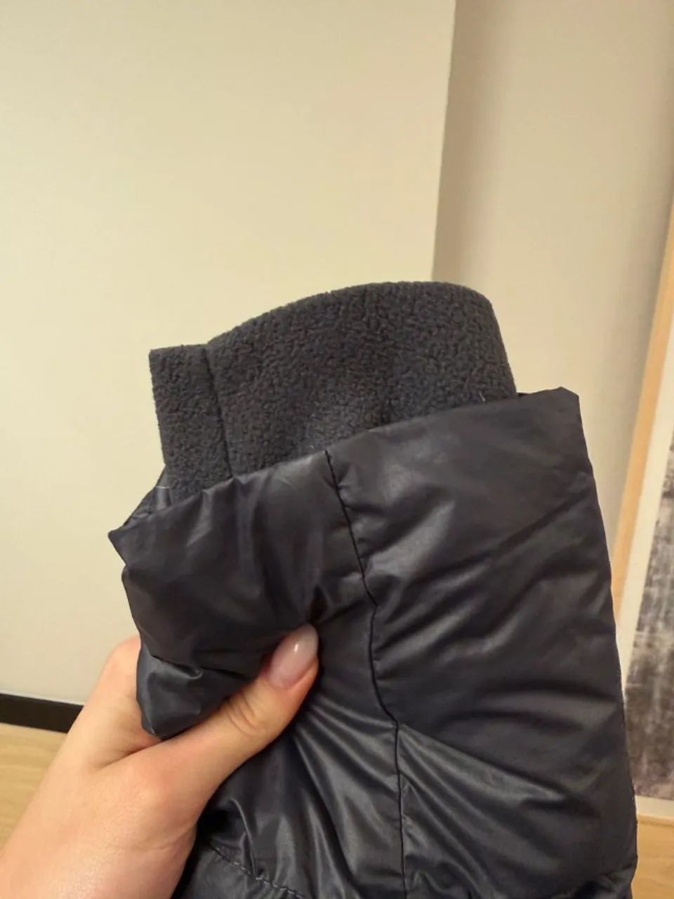 jaqueta nike puffer chumbo e cinza claro - Foto 3