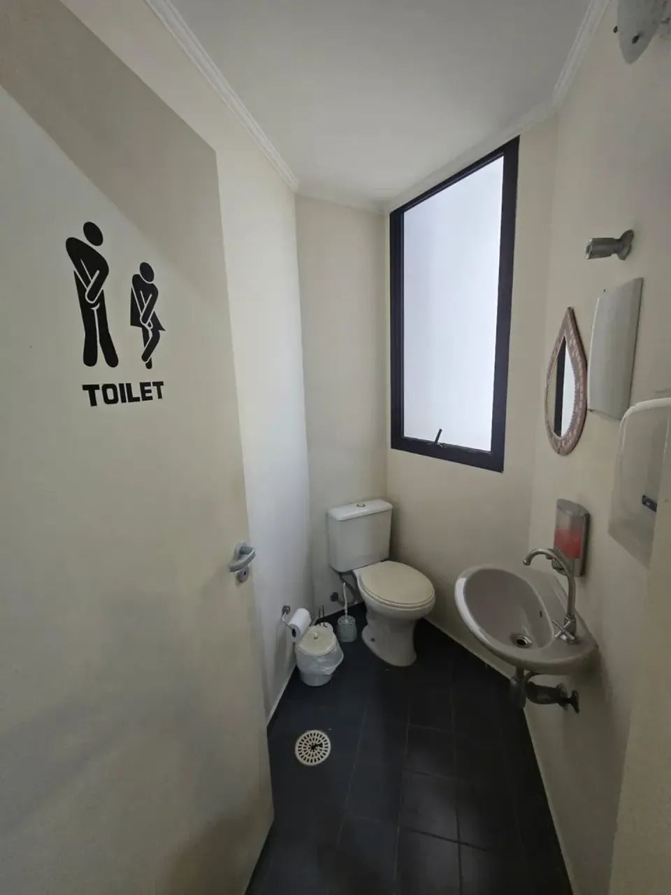 CONJUNTO COMERCIAL DE 44,5 M² NO GONZAGA, EM SANTOS/SP - Foto 4