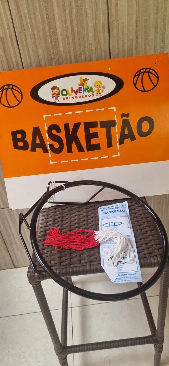 Cesta de basquete de parede NOVA