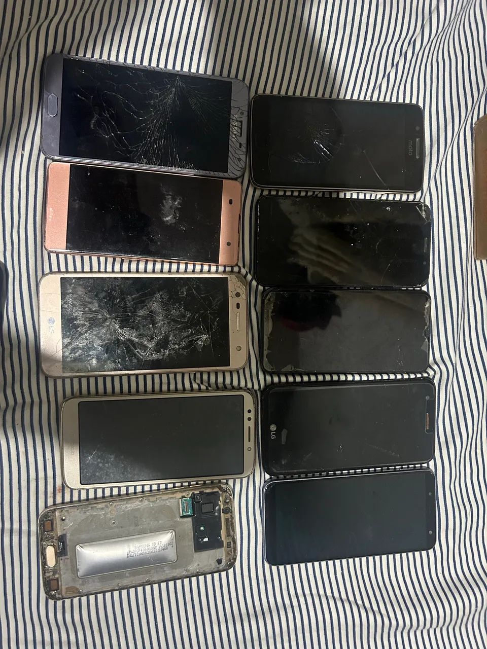 Celulares para retirar peças  - Foto 2