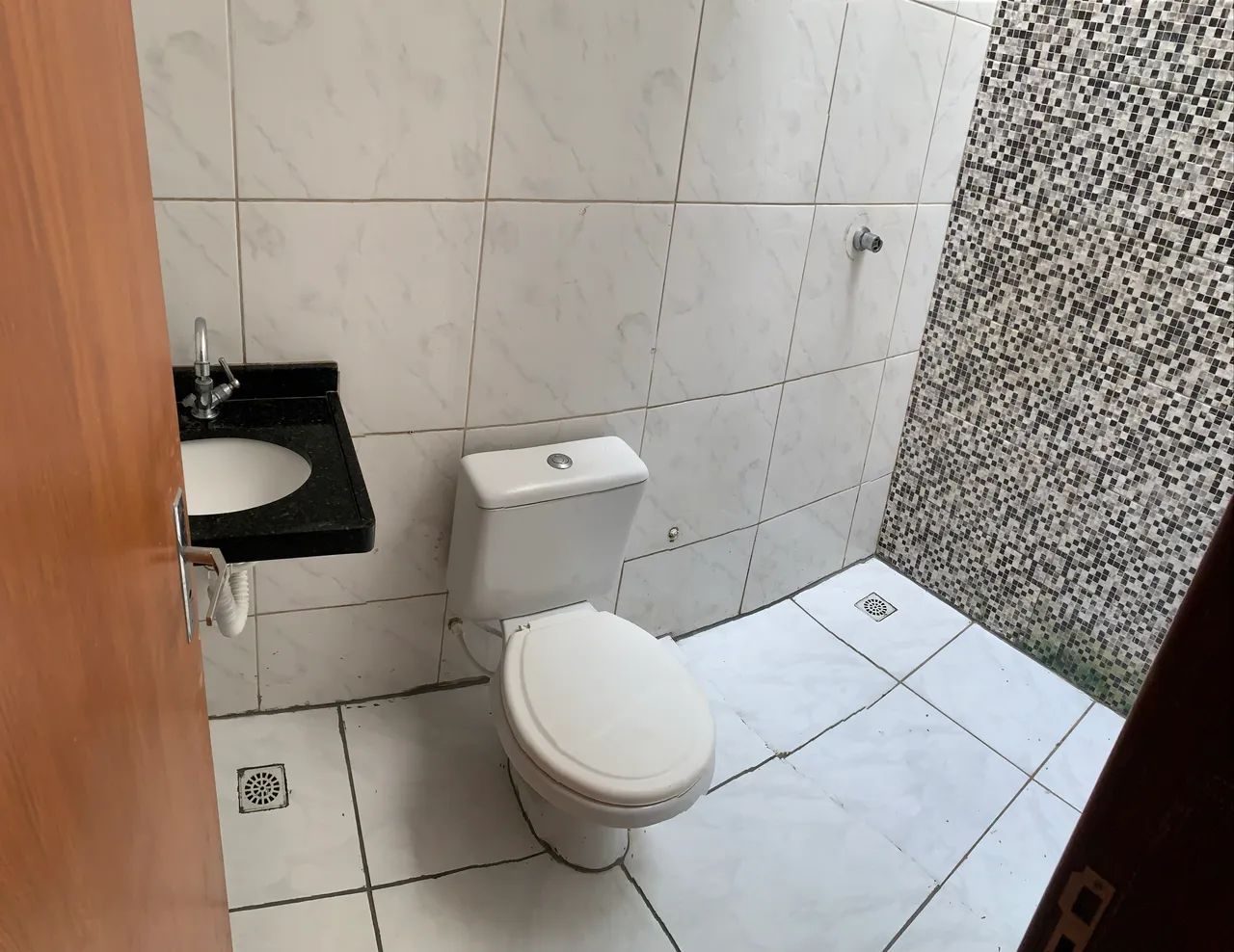Vendo casa em residencial - Foto 4