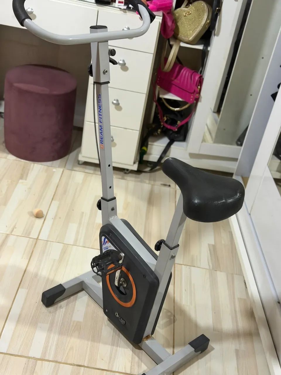 BICICLETA ERGOMÉTRICA 