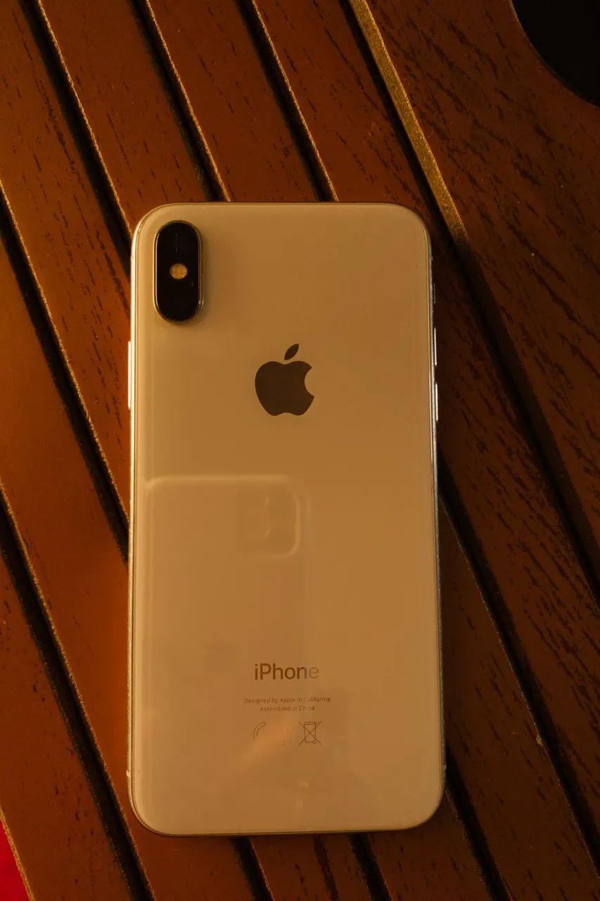 iPhone XS, parou do nada. Comprei outro e nem levei pra arrumar  - Foto 2
