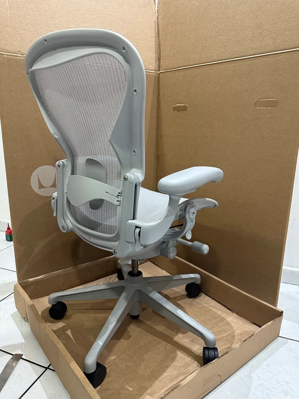 cadeira cá herman miller new aeron C mineral  - Foto 5