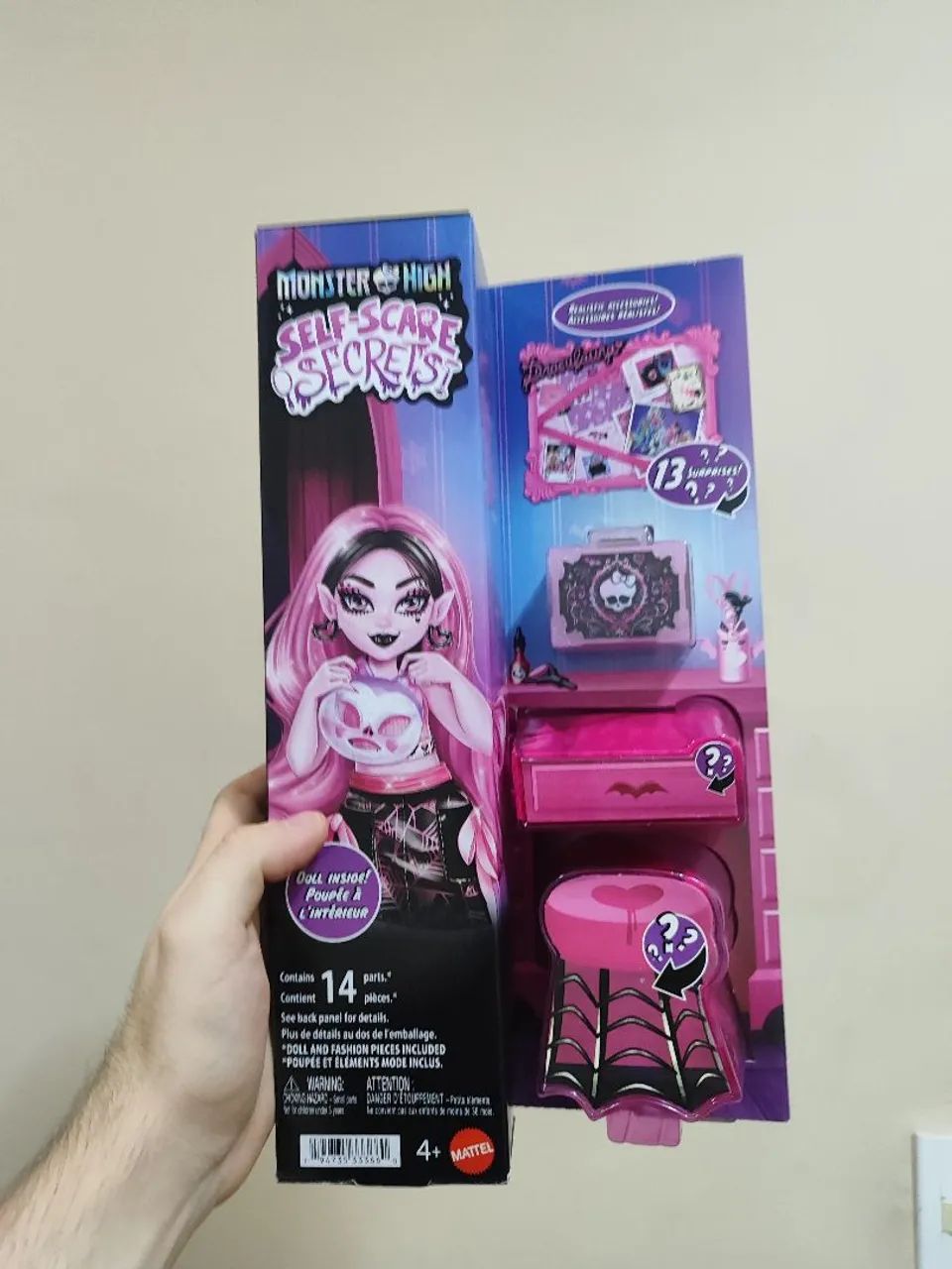Boneca Self Scare Secrets Draculaura - Monster High G3