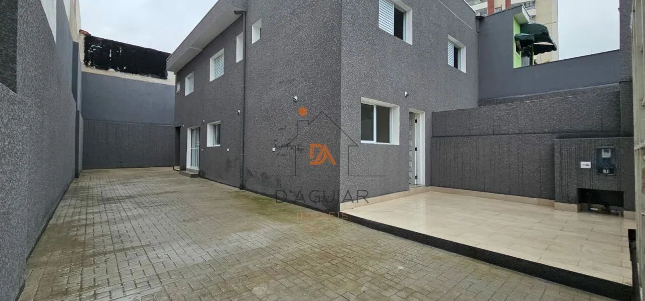 Sobrado para Alugar no Imirim com 176 m² e 3 dormitórios/quartos disponíveis