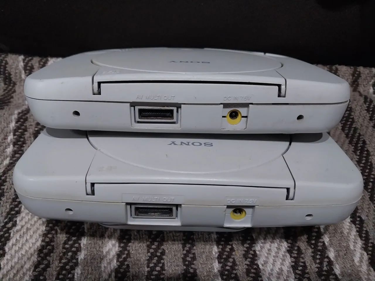 2 carcaças PS1 - Foto 3