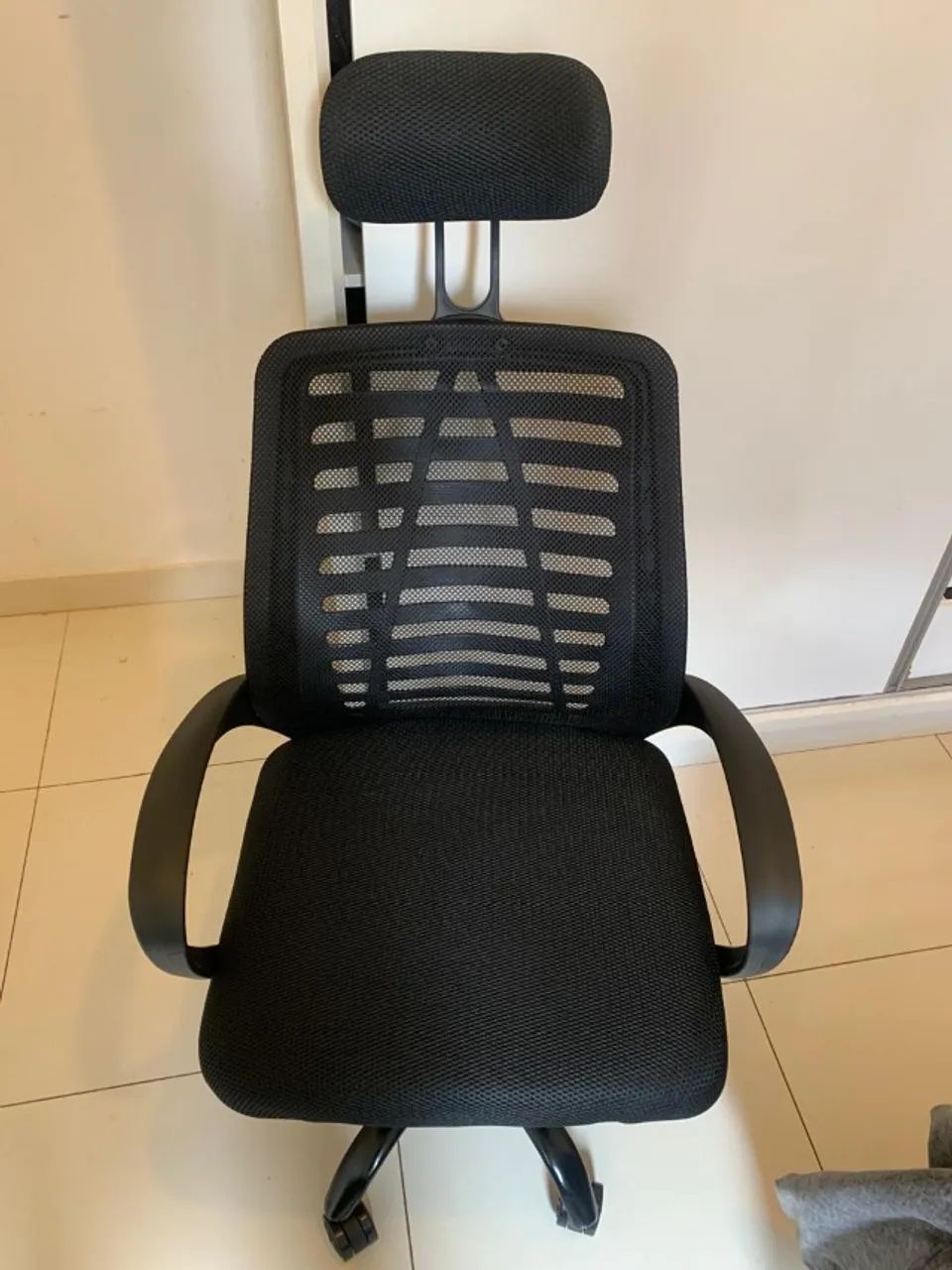 Cadeira Office Preta (Nova, na caixa)