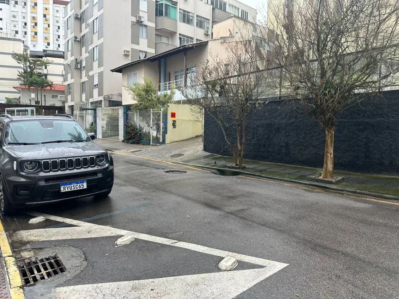 Locação | Loja Comercial de 23 m² com 2 vagas - Coqueiros, em Florianópolis. - Foto 2