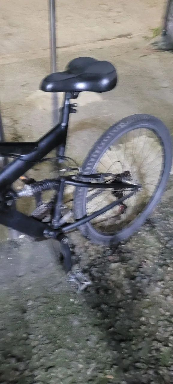 Bicicleta aro 26 com amortecedor  - Foto 3