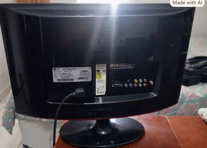 Monitor LG Flatron M227WAP usado - Foto 2
