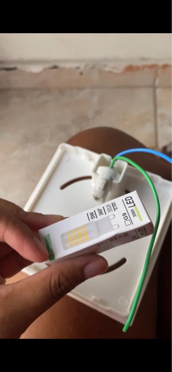 ARANDELA ( luz quente )  - Foto 4