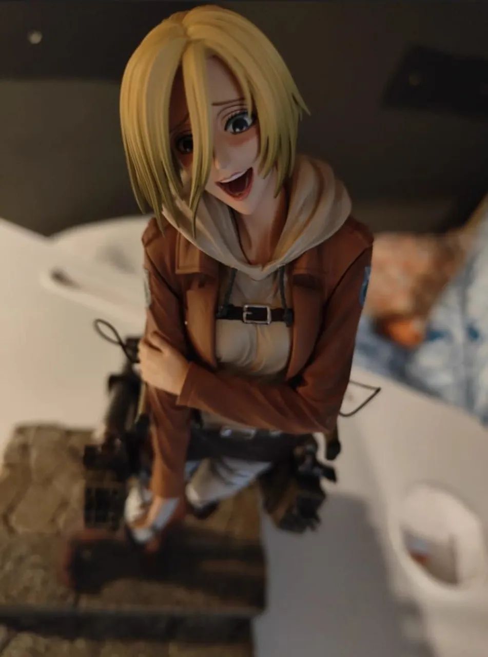 (SIMILAR) Figure Action Annie Leonhart AOT #Raro Bandai - Foto 4