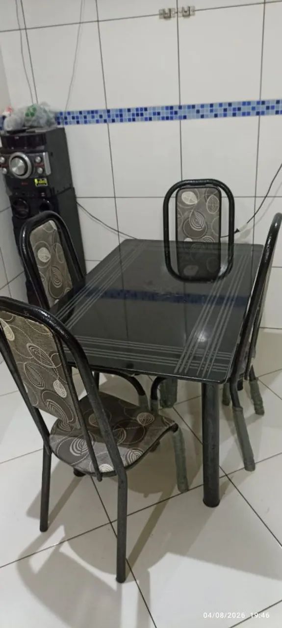 Mesa cozinha 4 cadeiras 