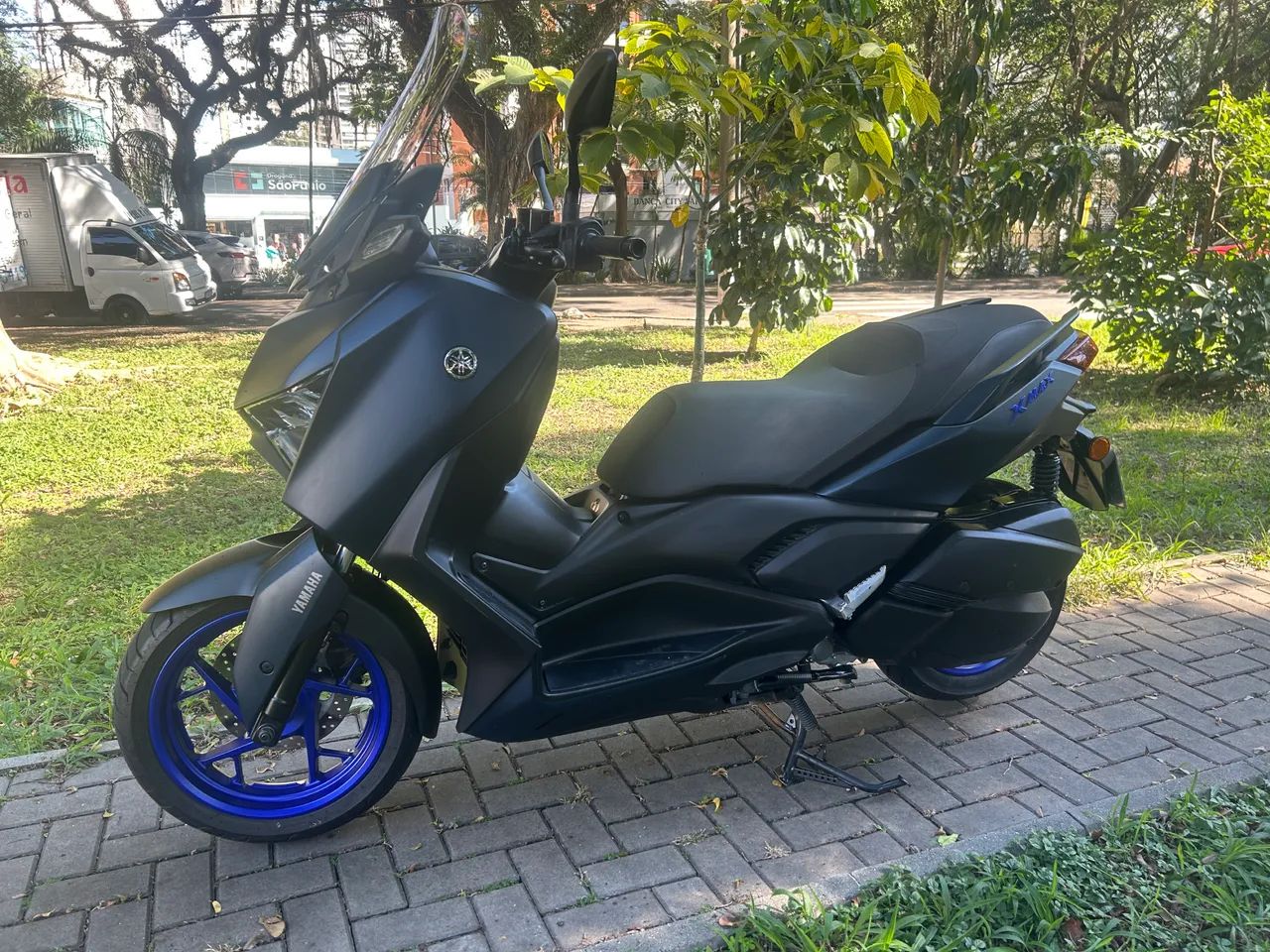 Yamaha XMax 250 Connected 2025 - Foto 3