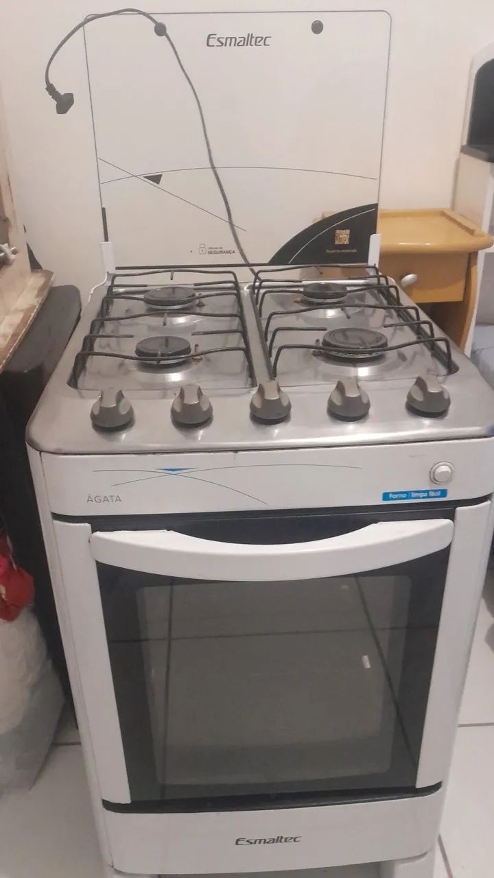 Vendo fogão de 4 bocas
