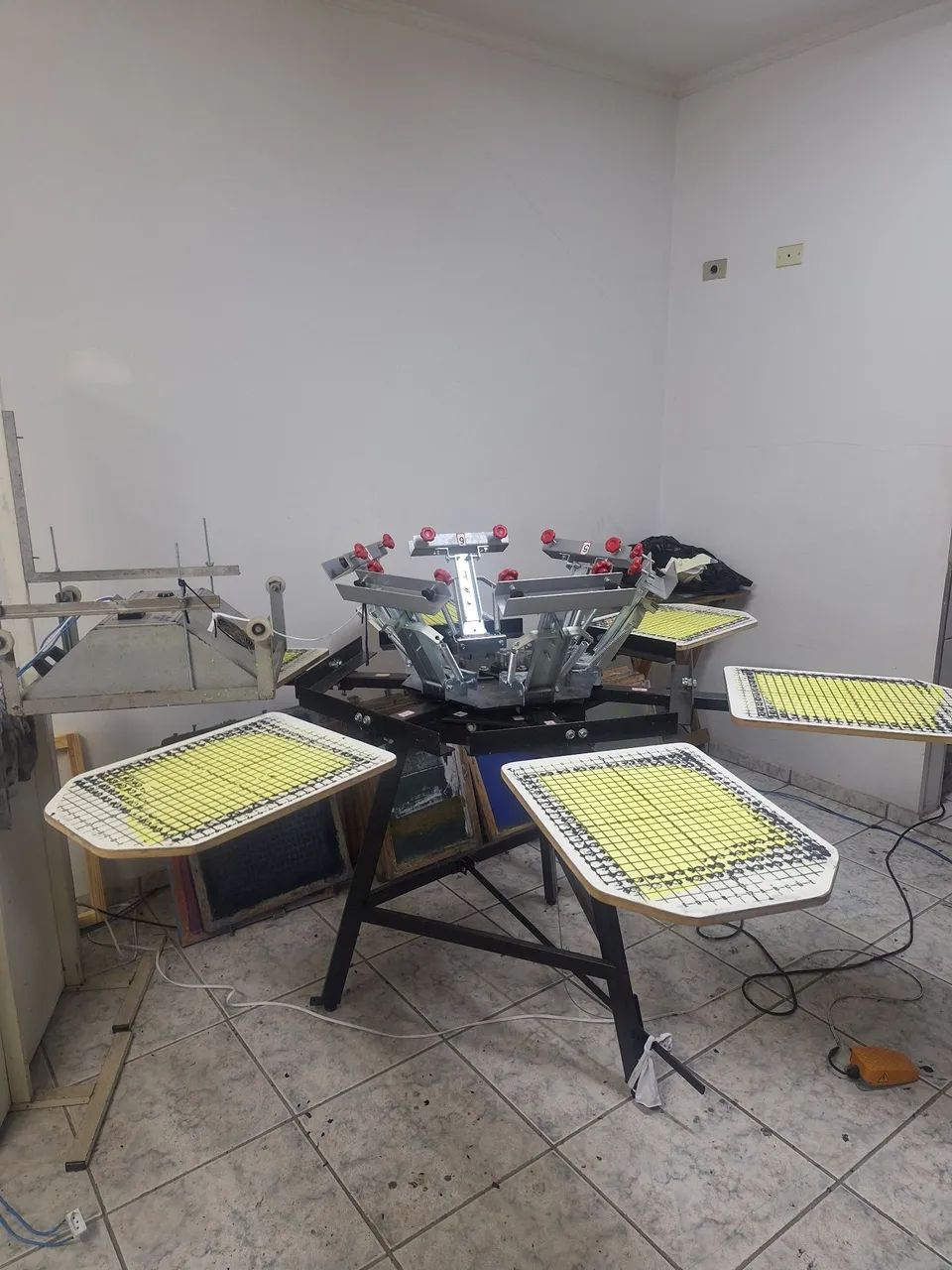 Carrosel híbrido serigrafia, com flash de 10 lâmpadas