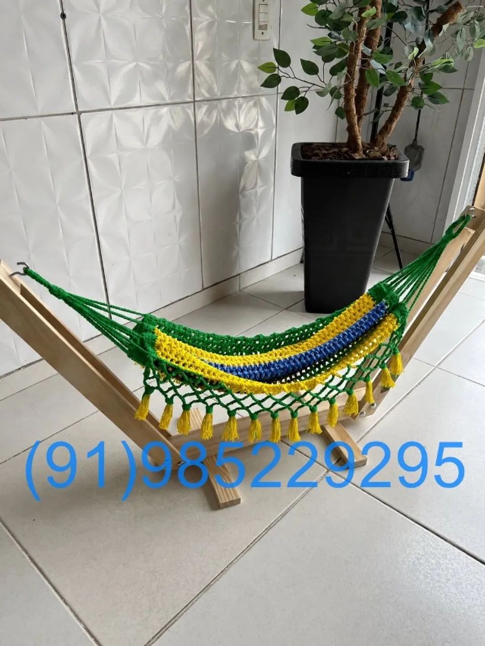 kit rede crochê + suporte de madeira + tapete para cães ou gatos - Foto 2