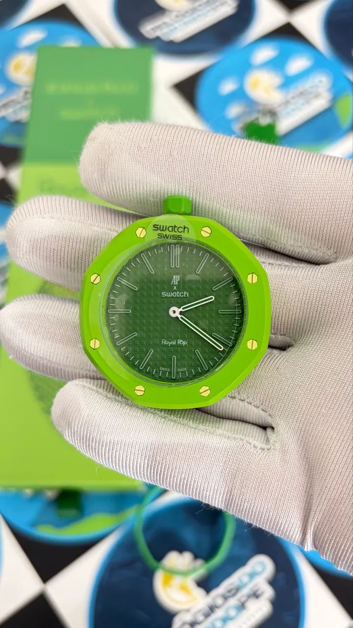 RELÓGIO AP SWATCH ROYAL POP GREEN EIGHT - Acessórios - Torrões