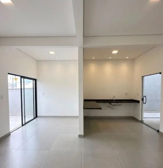 Alugo Casa Com 4 quartos  - Foto 2