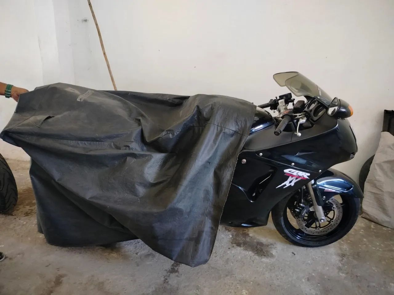 CBX XX 1100 - Foto 3