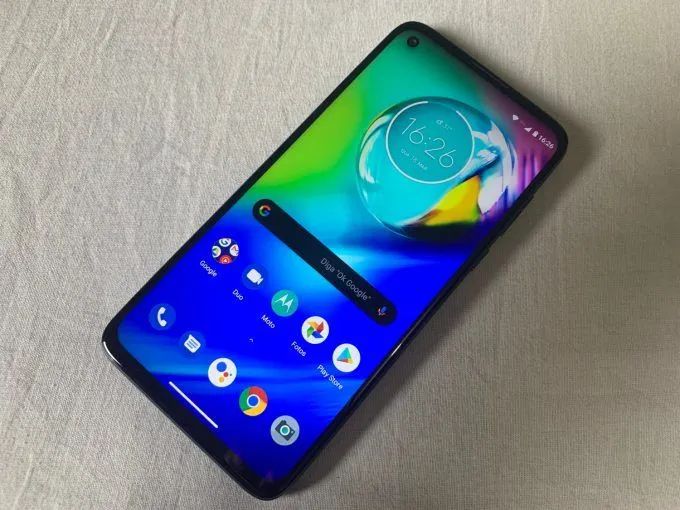 Celular 64GB entrego 