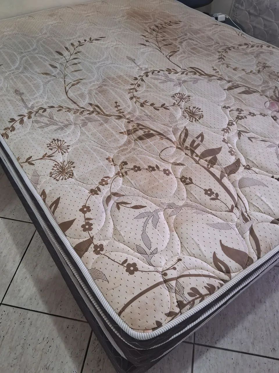 Cama box com colchão Queen - Foto 3