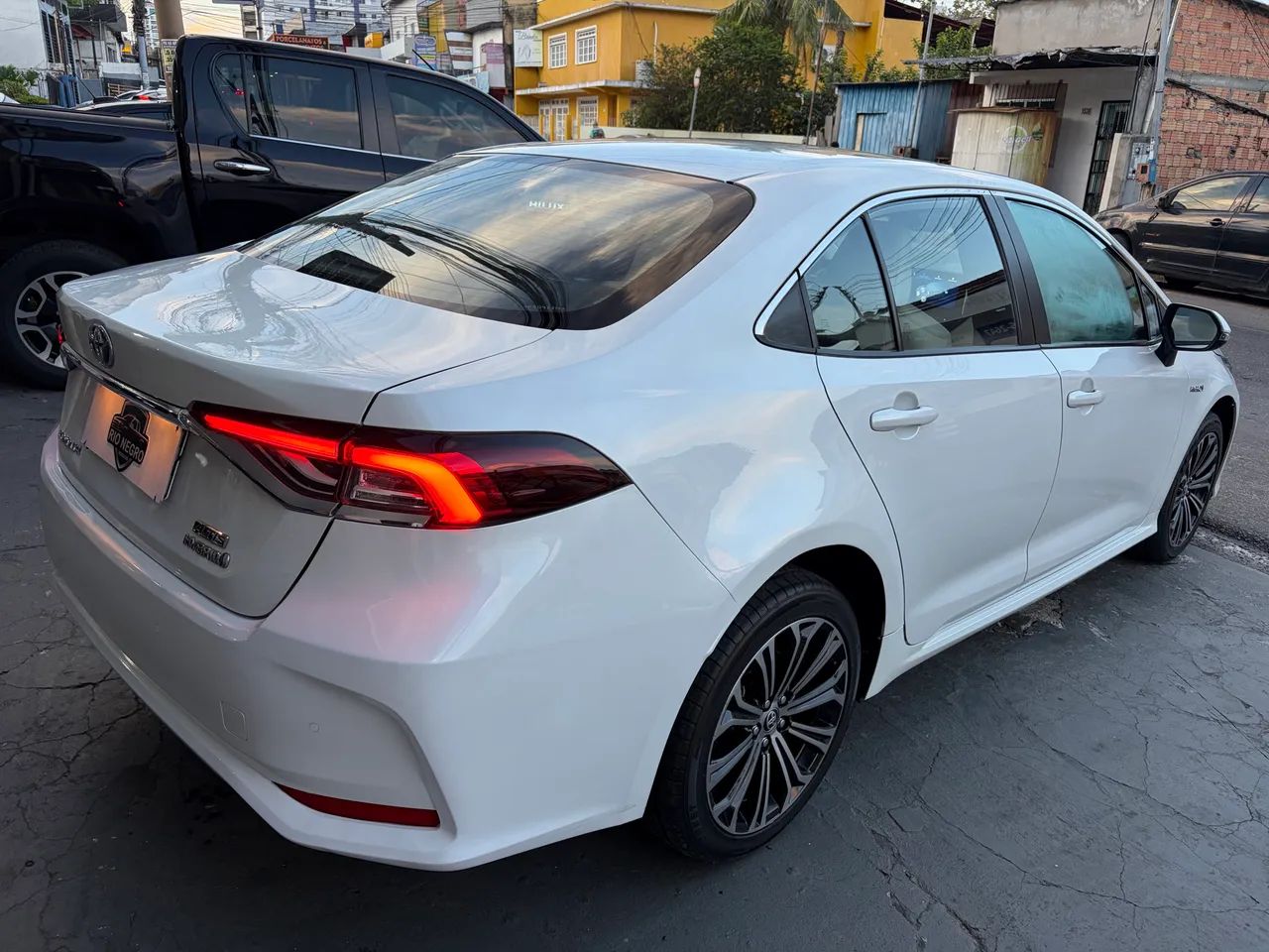 Toyota Corolla Altis Prem. Hybrid 1.8 Flex AUT 2023 - Foto 4