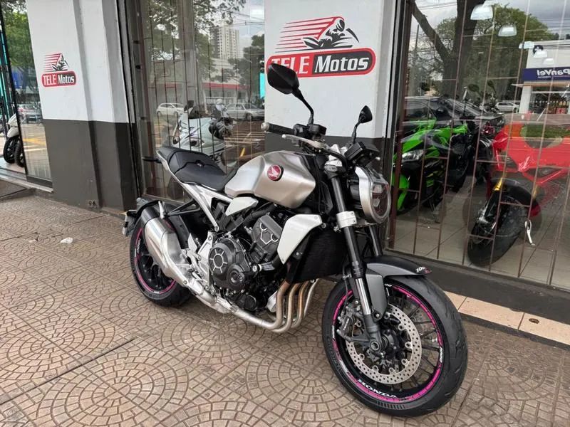 HONDA CB 1000R 2022 - Foto 3