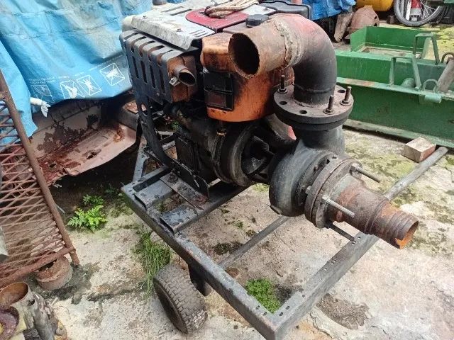 Serviço e locação de bomba draga e d'água 4 e 5 polegadas a diesel  - Foto 4
